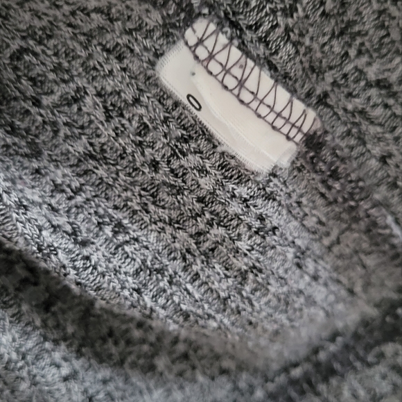 SWS Essentials mock neck shirt, long sleeve, gray - large - Picture 5 of 5